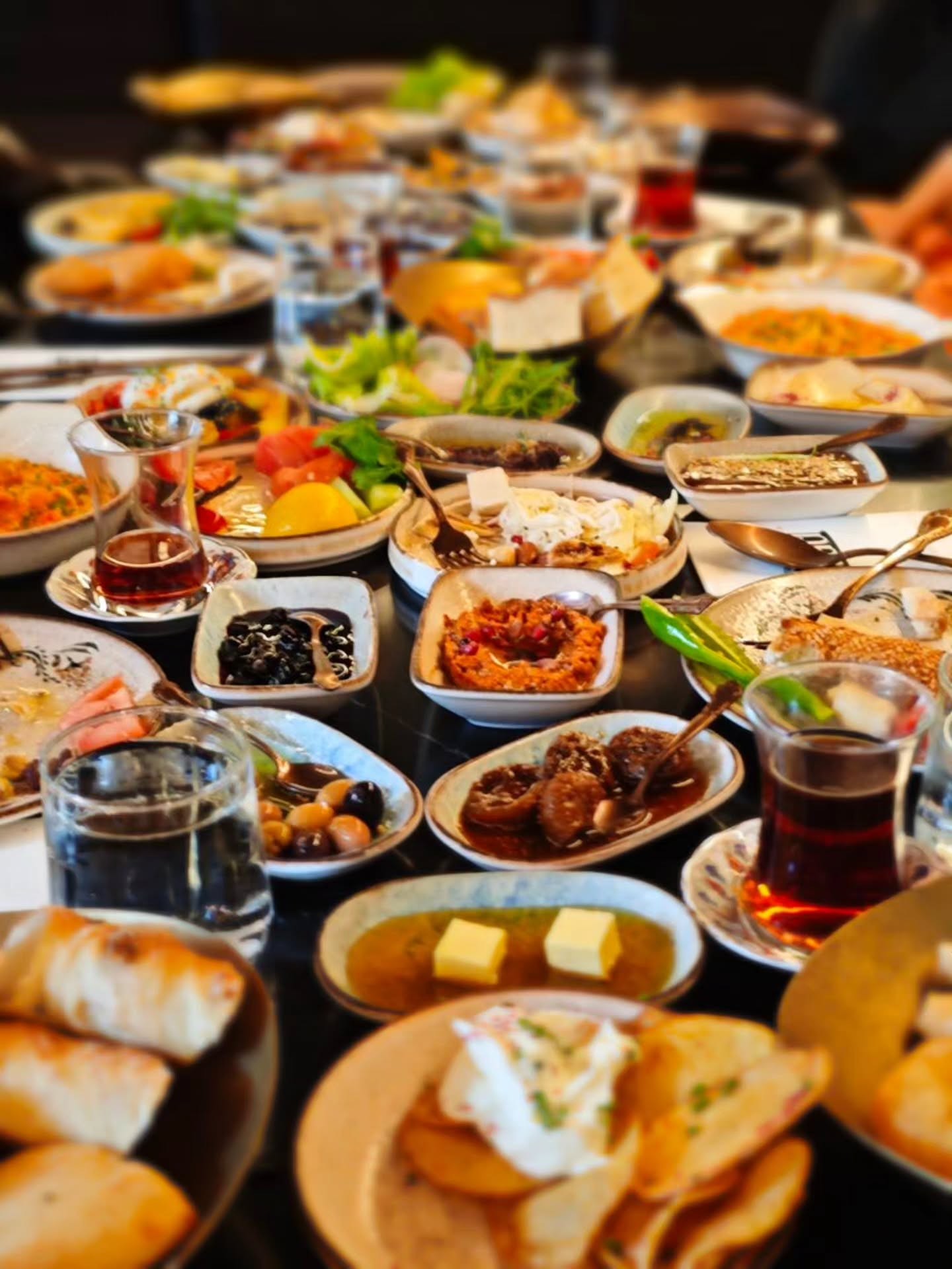 SERPME KAHVALTI - Breakfast Spread