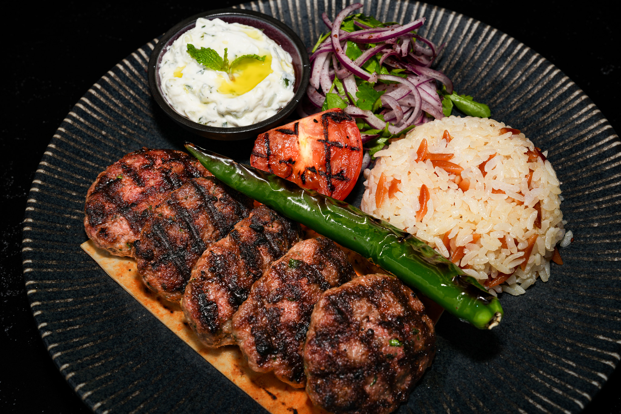  Izgara Köfte - Grilled Turkish Meatballs